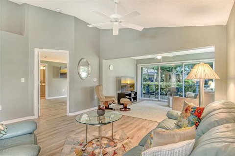 House in Sarasota, Florida 3 bedrooms, 164.34 sq.m. № 1902858 - photo 13