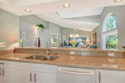 House in Sarasota, Florida 3 bedrooms, 164.34 sq.m. № 1902858 - photo 7