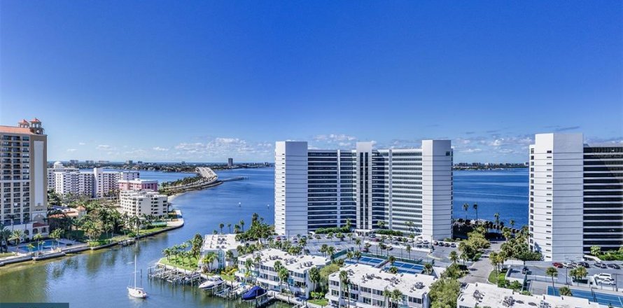 Condominio en Sarasota, Florida, 3 dormitorios  № 2155209