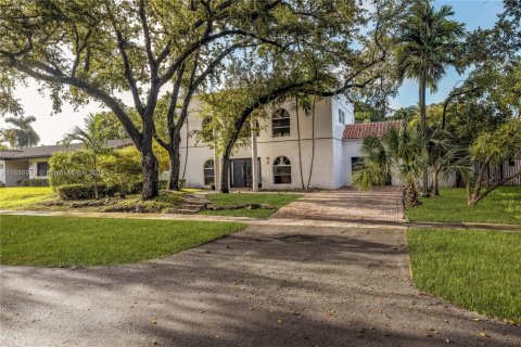 Casa en venta en Miami Shores, Florida, 4 dormitorios, 207.82 m2 № 1943982 - foto 6