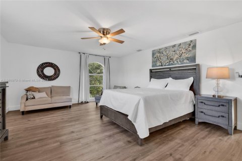 Casa en venta en Miami Shores, Florida, 4 dormitorios, 207.82 m2 № 1943982 - foto 29