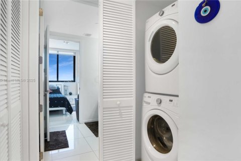 Купить кондоминиум в Дорал, Флорида 2 спальни, 102.47м2, № 1604083 - фото 19