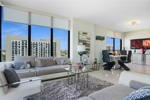 Купить кондоминиум в Дорал, Флорида 2 спальни, 102.47м2, № 1604083 - фото 11