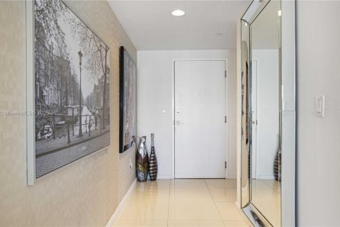 Купить кондоминиум в Дорал, Флорида 2 спальни, 102.47м2, № 1604083 - фото 16