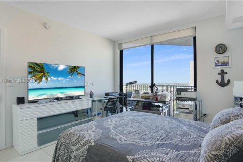 Купить кондоминиум в Дорал, Флорида 2 спальни, 102.47м2, № 1604083 - фото 21