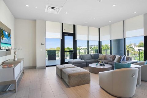 Купить кондоминиум в Дорал, Флорида 2 спальни, 102.47м2, № 1604083 - фото 4