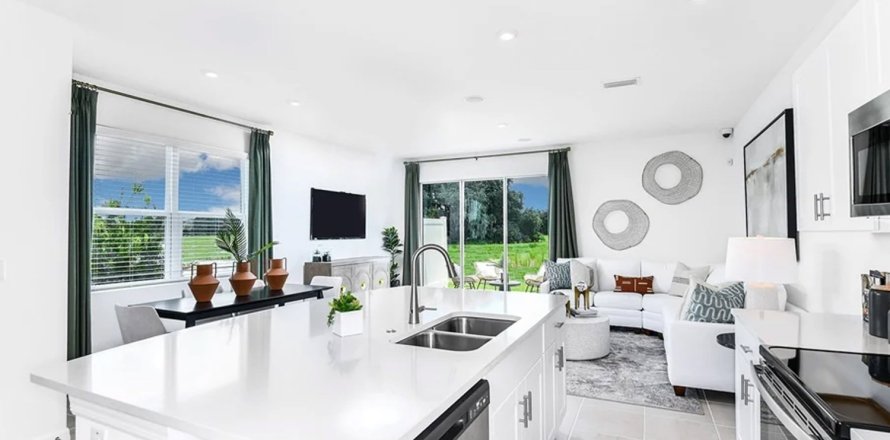 Townhouse in THE TOWNHOMES AT RIVER LANDING in Wesley Chapel, Florida 3 bedrooms, 144 sq.m. № 266509