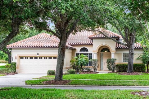 House in Howey-in-the-Hills, Florida 3 bedrooms, 195.75 sq.m. № 1721975 - photo 2