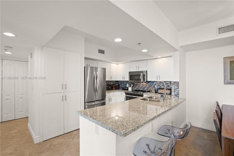 Copropriété à louer à Fort Lauderdale, Floride: 2 chambres, 112.97 m2 № 2056726 - photo 11