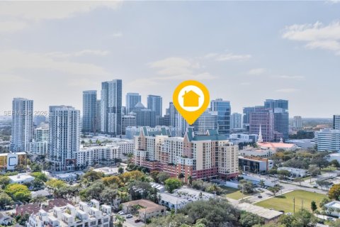Copropriété à louer à Fort Lauderdale, Floride: 2 chambres, 112.97 m2 № 2056726 - photo 1