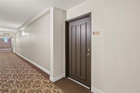 Copropriété à louer à Fort Lauderdale, Floride: 2 chambres, 112.97 m2 № 2056726 - photo 3