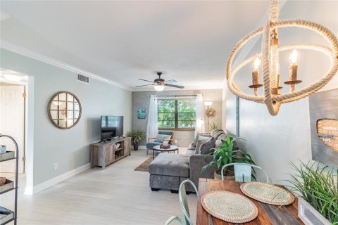 Copropriété à vendre à Dunedin, Floride: 2 chambres, 71.63 m2 № 1910260 - photo 17