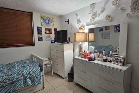 Купить кондоминиум в Хайалиа, Флорида 6 комнат, № 2147393 - фото 14