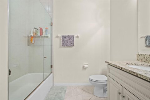 Copropriété à vendre à Cape Coral, Floride: 2 chambres, 123.1 m2 № 1776743 - photo 19