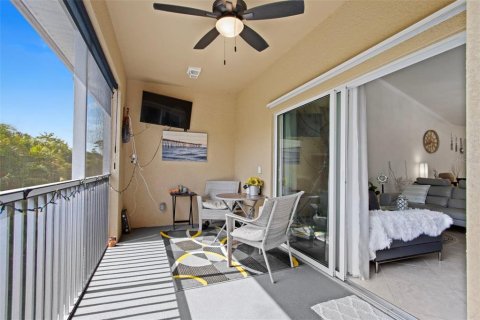 Copropriété à vendre à Cape Coral, Floride: 2 chambres, 123.1 m2 № 1776743 - photo 15