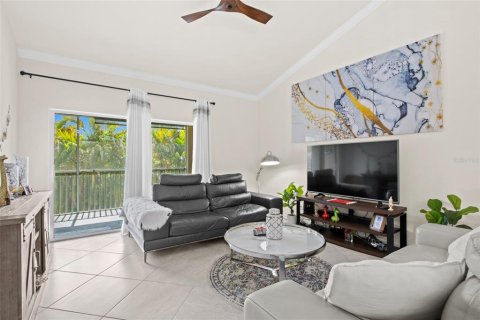 Copropriété à vendre à Cape Coral, Floride: 2 chambres, 123.1 m2 № 1776743 - photo 3