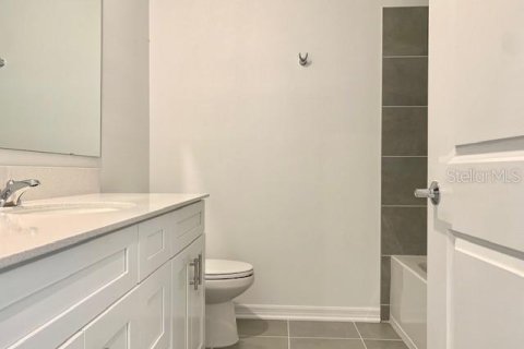 Casa en alquiler en Winter Haven, Florida, 4 dormitorios, 171.68 m2 № 1913531 - foto 7