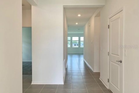 Casa en alquiler en Winter Haven, Florida, 4 dormitorios, 171.68 m2 № 1913531 - foto 2