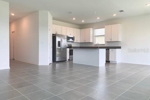 Casa en alquiler en Winter Haven, Florida, 4 dormitorios, 171.68 m2 № 1913531 - foto 21