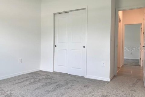 Casa en alquiler en Winter Haven, Florida, 4 dormitorios, 171.68 m2 № 1913531 - foto 3