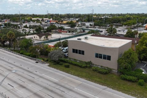 Immobilier commercial à vendre à North Miami, Floride № 2090211 - photo 4