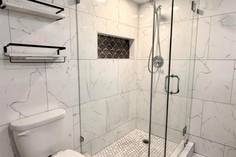Townhouse in West Palm Beach, Florida 2 bedrooms, 114.83 sq.m. № 2186511 - photo 18