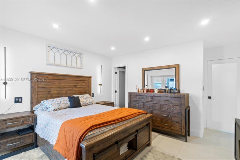 Купить виллу или дом в Маргит, Флорида 3 спальни, № 1989170 - фото 7