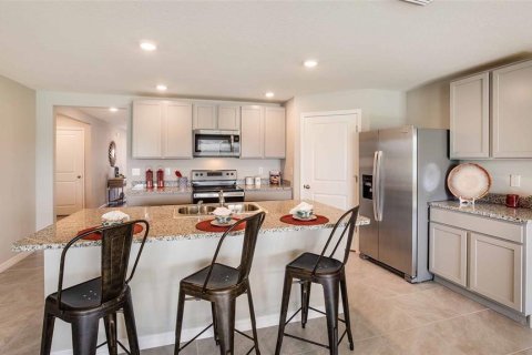 House in Ocala, Florida 4 bedrooms, 169.83 sq.m. № 1545762 - photo 3