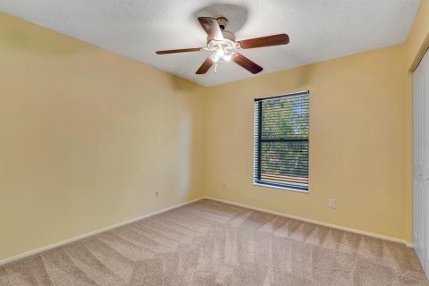 House in Sarasota, Florida 3 bedrooms, 152.36 sq.m. № 2150877 - photo 20