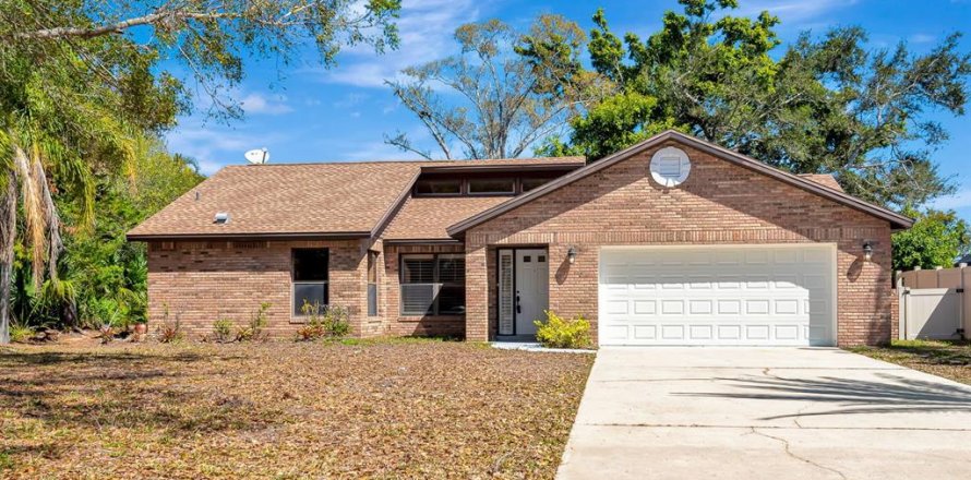 House in Sarasota, Florida 3 bedrooms, 152.36 sq.m. № 2150877
