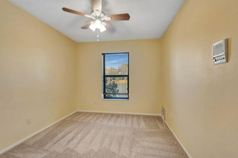 House in Sarasota, Florida 3 bedrooms, 152.36 sq.m. № 2150877 - photo 17