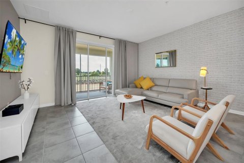 Adosado en venta en Davenport, Florida, 3 dormitorios, 166.02 m2 № 1317983 - foto 3