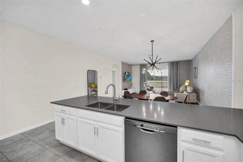 Adosado en venta en Davenport, Florida, 3 dormitorios, 166.02 m2 № 1317983 - foto 8