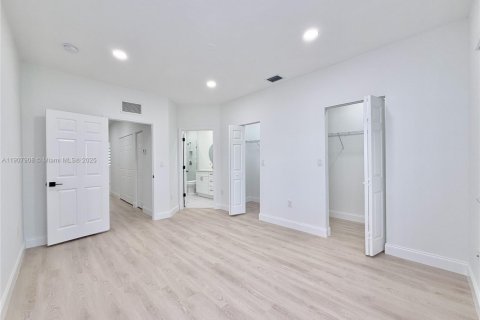 Купить таунхаус в Тамарак, Флорида 3 спальни, 141.95м2, № 1966070 - фото 12