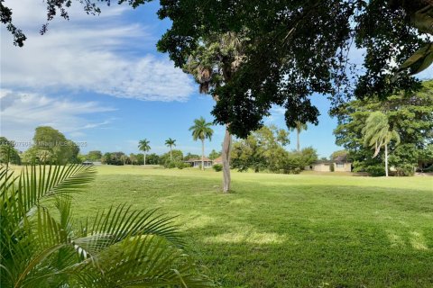 Купить таунхаус в Тамарак, Флорида 3 спальни, 141.95м2, № 1966070 - фото 21