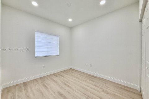 Купить таунхаус в Тамарак, Флорида 3 спальни, 141.95м2, № 1966070 - фото 18