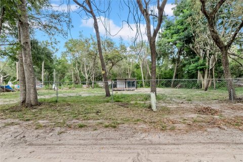 Land in New Port Richey, Florida № 1784892 - photo 1
