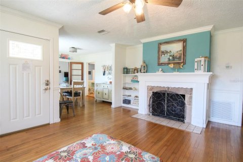 Villa ou maison à louer à Bradenton, Floride: 3 chambres, 175.59 m2 № 375638 - photo 6