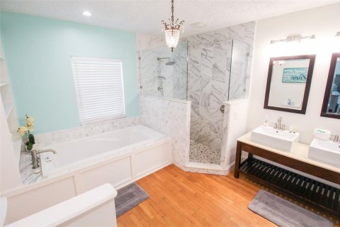 Villa ou maison à louer à Bradenton, Floride: 3 chambres, 175.59 m2 № 375638 - photo 13