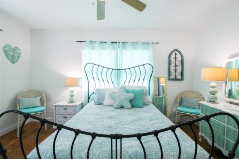 Villa ou maison à louer à Bradenton, Floride: 3 chambres, 175.59 m2 № 375638 - photo 19