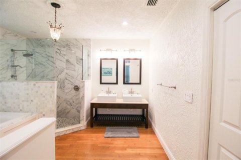 Villa ou maison à louer à Bradenton, Floride: 3 chambres, 175.59 m2 № 375638 - photo 12