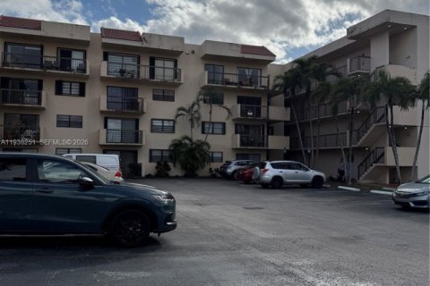 Condo in Miami, Florida, 2 bedrooms  № 1995967
