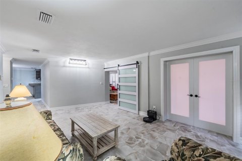 Купить виллу или дом в Тампа, Флорида 8 комнат, 271.46м2, № 1903715 - фото 3