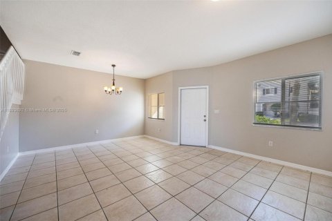 Touwnhouse à vendre à Homestead, Floride: 3 chambres, 141.03 m2 № 1945953 - photo 28