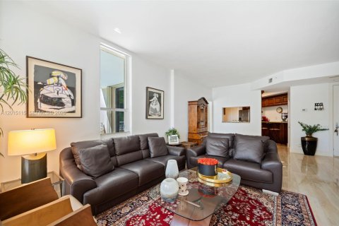Copropriété à louer à Miami, Floride: 2 chambres, 121.7 m2 № 2171329 - photo 7