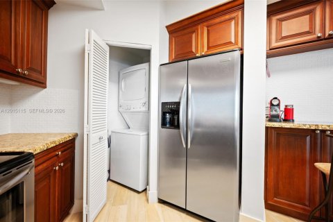 Copropriété à louer à Miami, Floride: 2 chambres, 121.7 m2 № 2171329 - photo 13