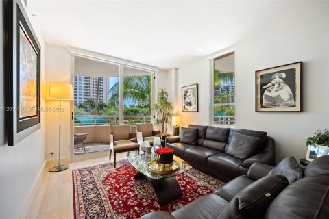 Copropriété à louer à Miami, Floride: 2 chambres, 121.7 m2 № 2171329 - photo 6