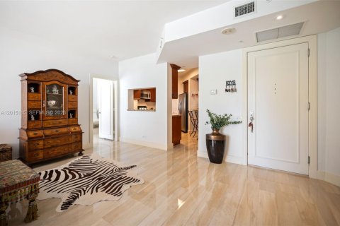 Copropriété à louer à Miami, Floride: 2 chambres, 121.7 m2 № 2171329 - photo 5