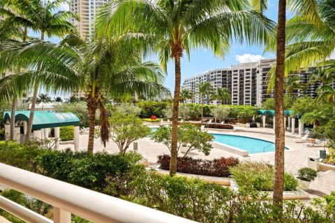 Copropriété à louer à Miami, Floride: 2 chambres, 121.7 m2 № 2171329 - photo 25