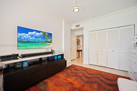 Copropriété à louer à Miami, Floride: 2 chambres, 121.7 m2 № 2171329 - photo 20